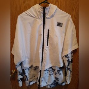 Mens nike wind breaker